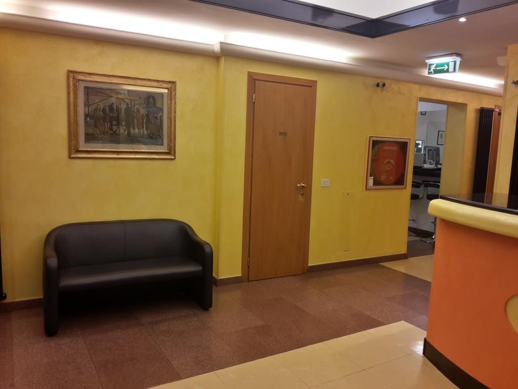 Albergo Sonia Φλωρεντία Εξωτερικό φωτογραφία