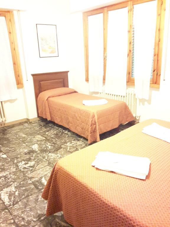 Albergo Sonia Φλωρεντία Δωμάτιο φωτογραφία