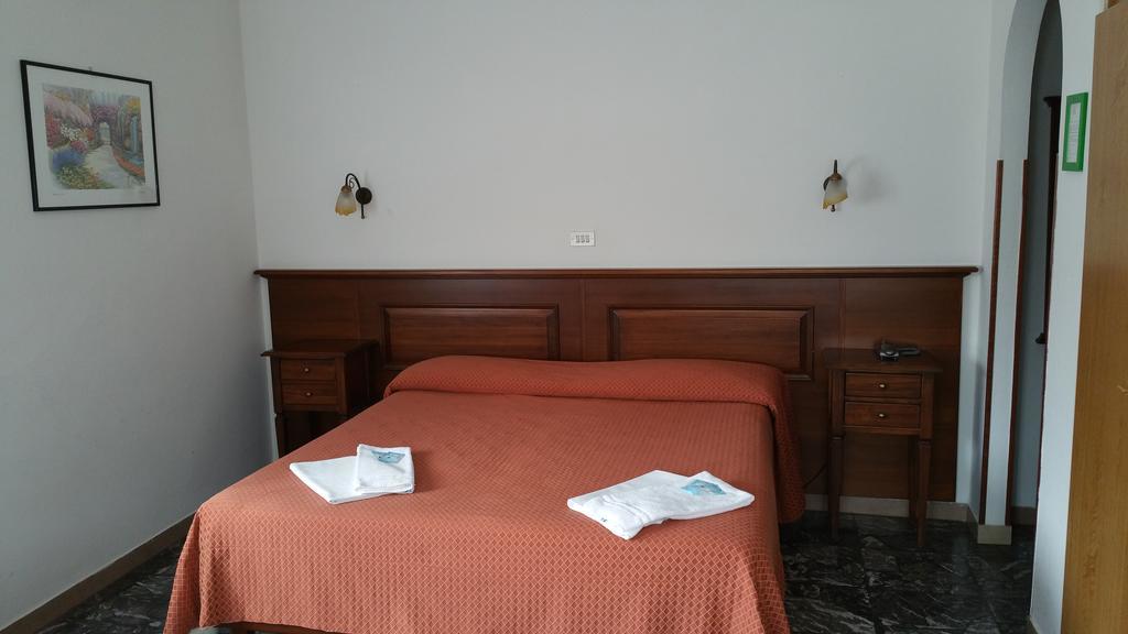 Albergo Sonia Φλωρεντία Εξωτερικό φωτογραφία